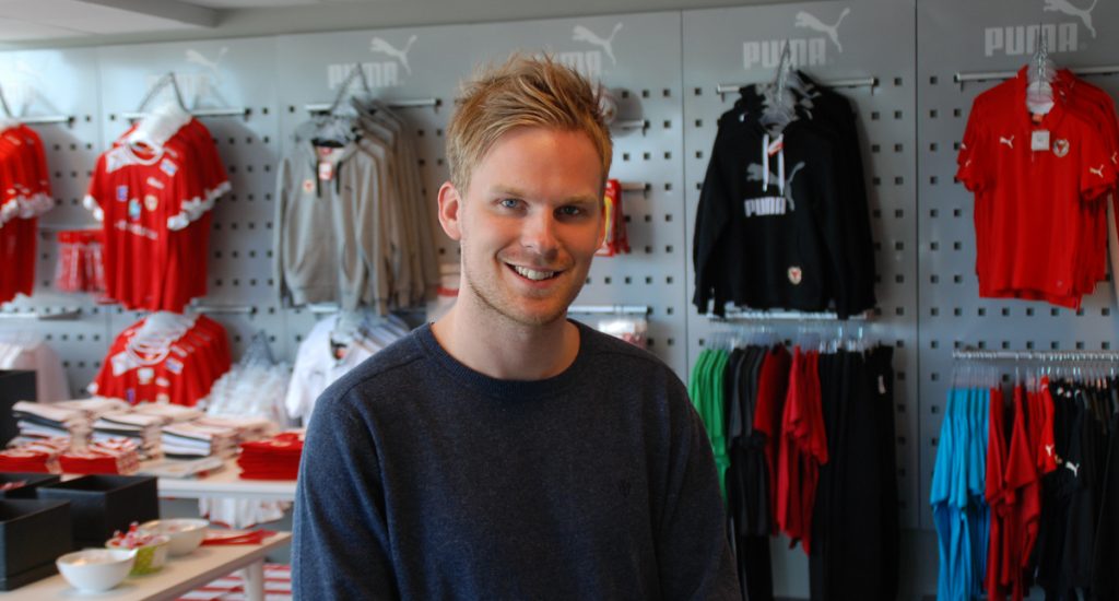 Henrik ny på kansliet