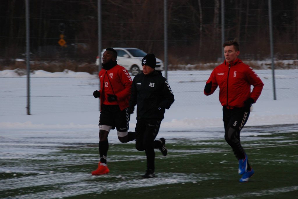 Just nu: Första uteträningen för säsongen!