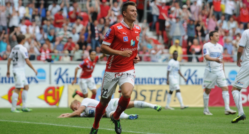 Melker Hallberg tränar med Kalmar FF