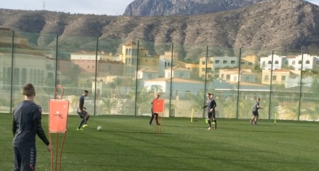 Dag 2: En hälsning från vår assisterande tränare!