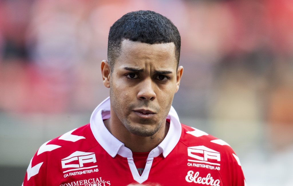 Ny klubb i Brasilien för Maxwell