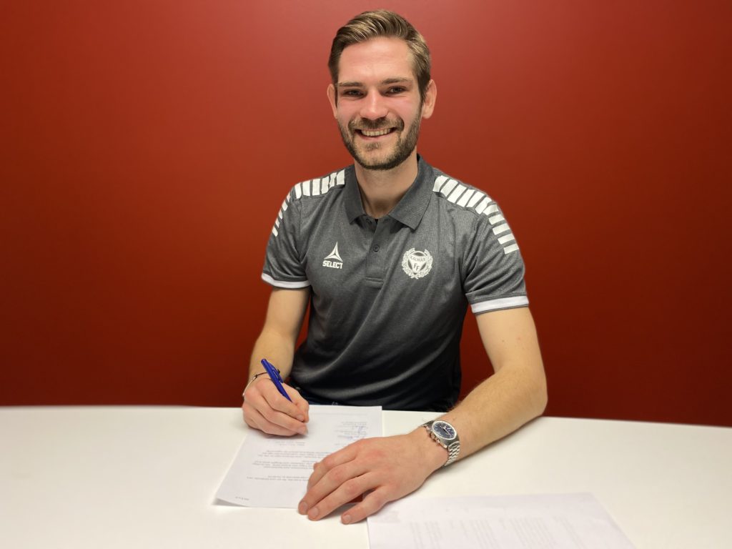 Lucas Hägg-Johansson förlänger avtalet