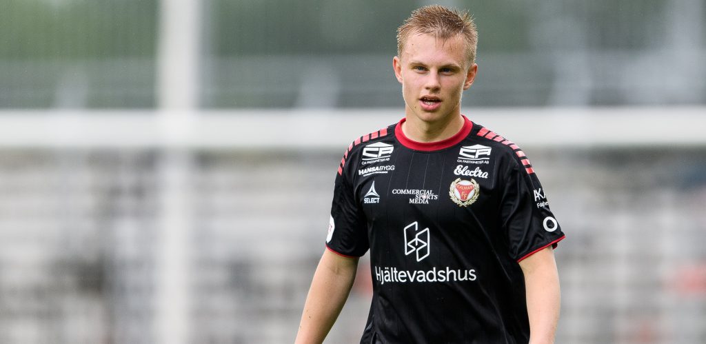 Isak Jansson förlänger sitt avtal med Kalmar FF