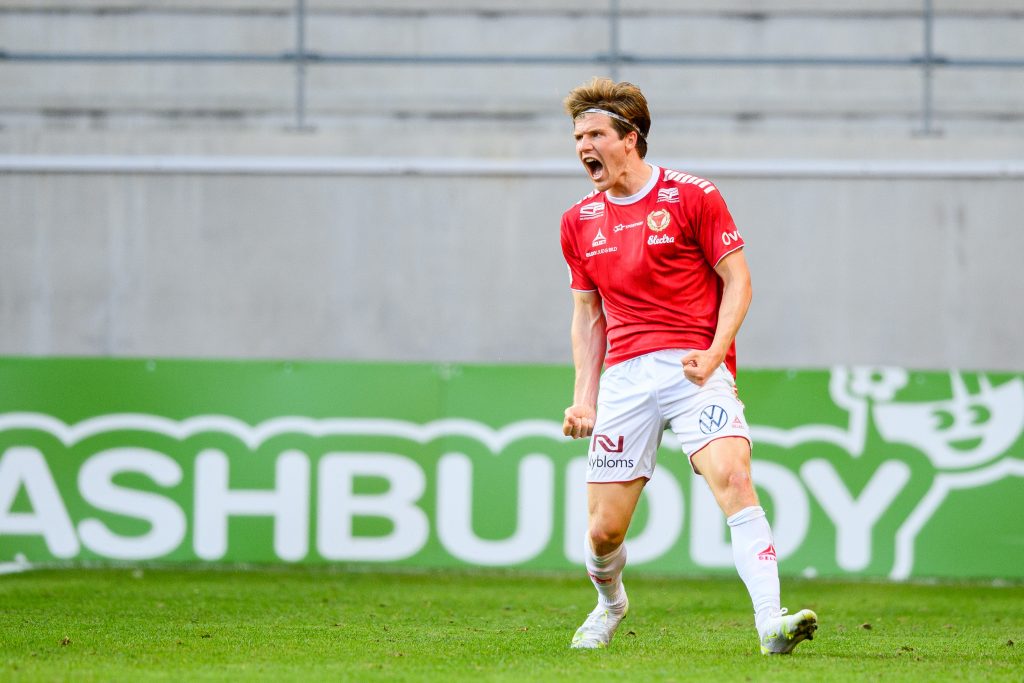 Ahlén intervjuar Oliver Berg: ”Kodnamn: Fisken.”