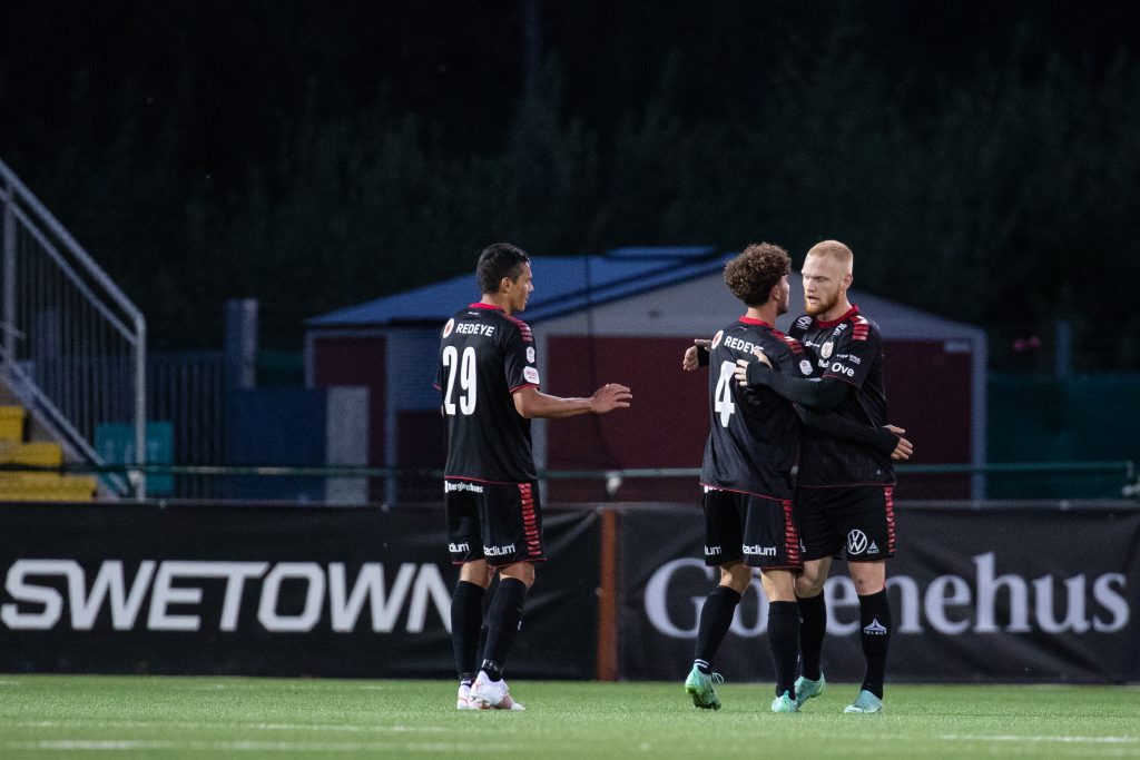 Signerat Peter Ahlén: ”Säsongens viktigaste trepoängare”