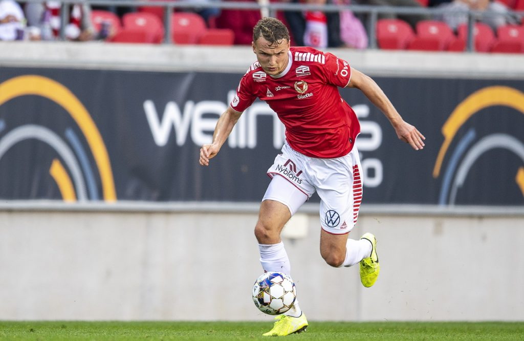 Ahlén intervjuar Piotr Johansson: ”Jag är öppen för en förlängning”