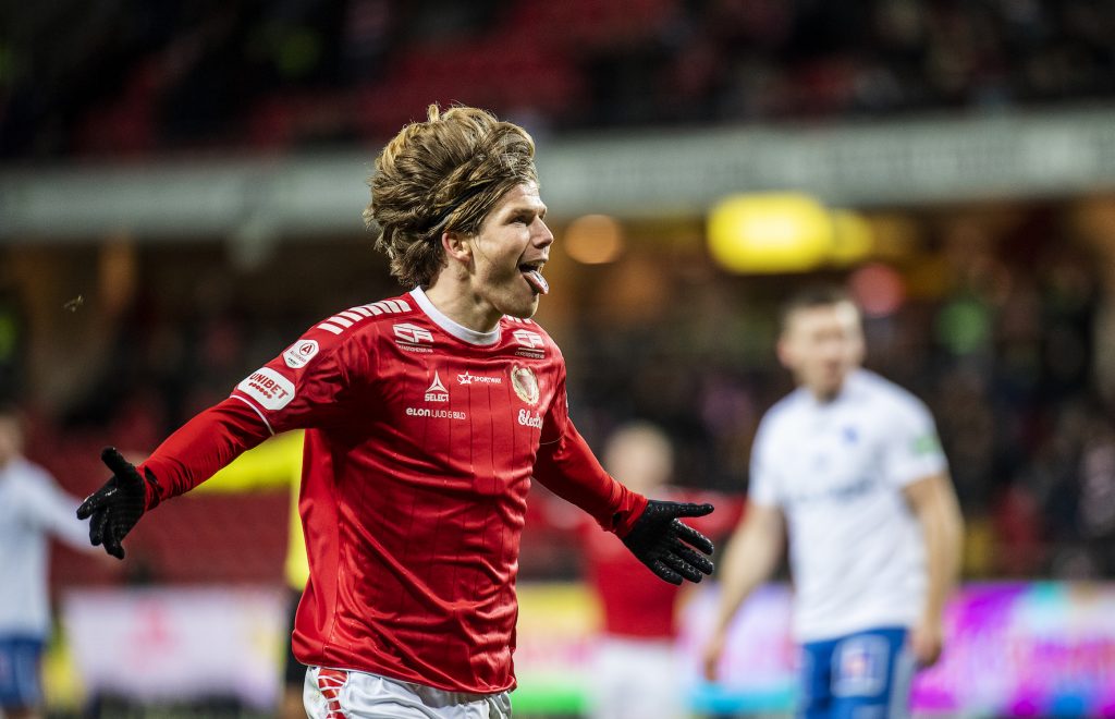 Signerat Peter Ahlén: ”KFF förtjänar en plats i toppen”