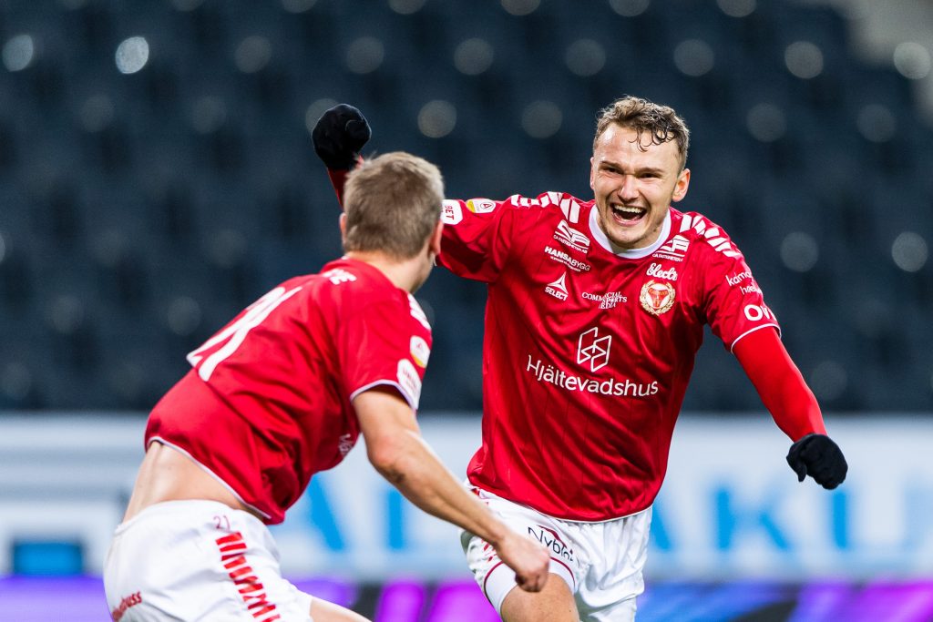 Piotr Johansson lämnar Kalmar FF