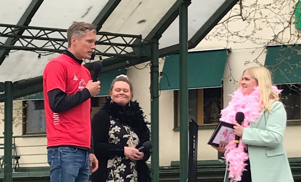 Stötta Kvinnojourens viktiga arbete