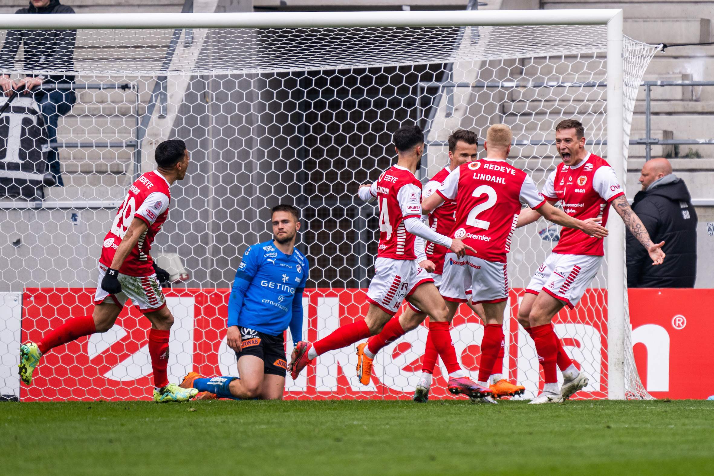 Rösta fram månadens spelare i Kalmar FF - Kalmar FF