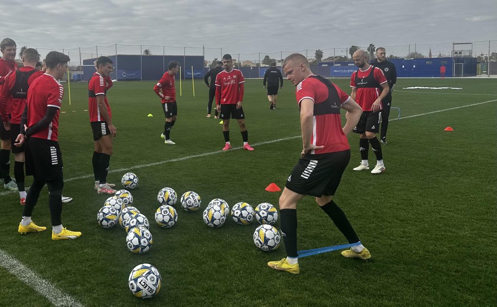 Krönika från Pinatar del 3: ”Inte ett öga torrt när kören sjöng högt och tydligt”