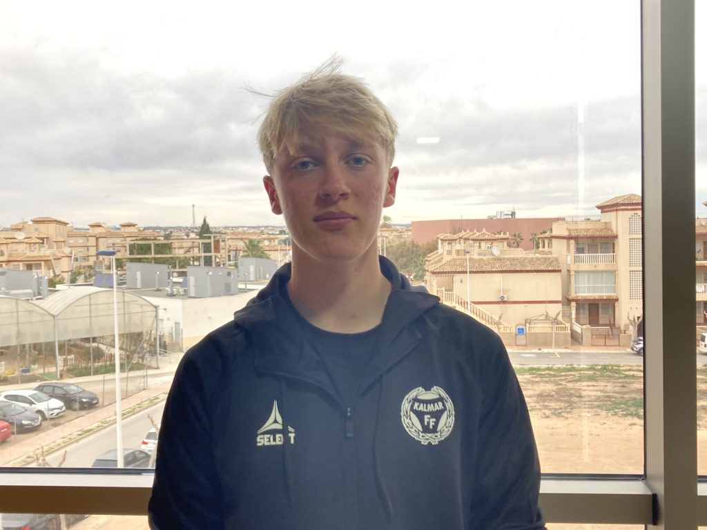 HALLÅ DÄR ISAC AHLBERG YNGST I KALMAR FF:S TRUPP I SPANIEN…
