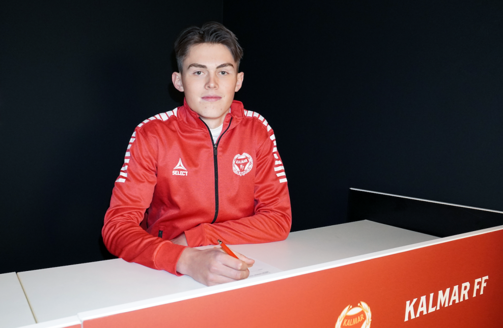 Zakarias Råvik skriver 4-årsavtal med Kalmar FF