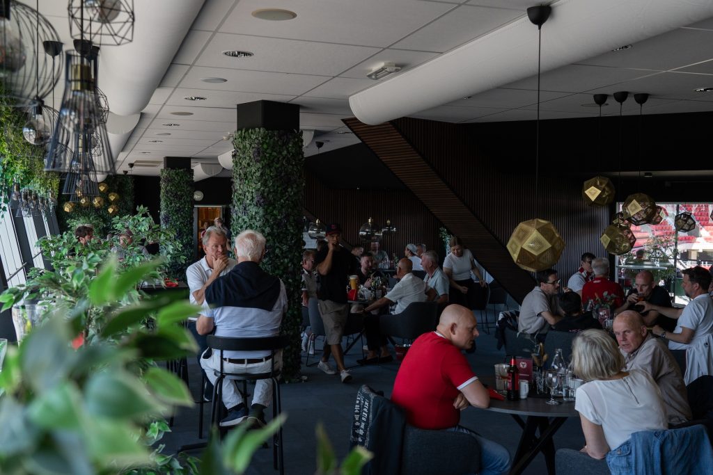 Bistro 1910 fullbokat – fler platser i loungen till tisdagens match