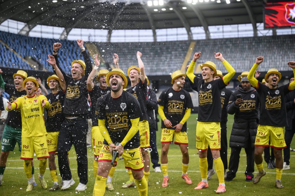 Truppen hyllas på Larmtorget på lördag