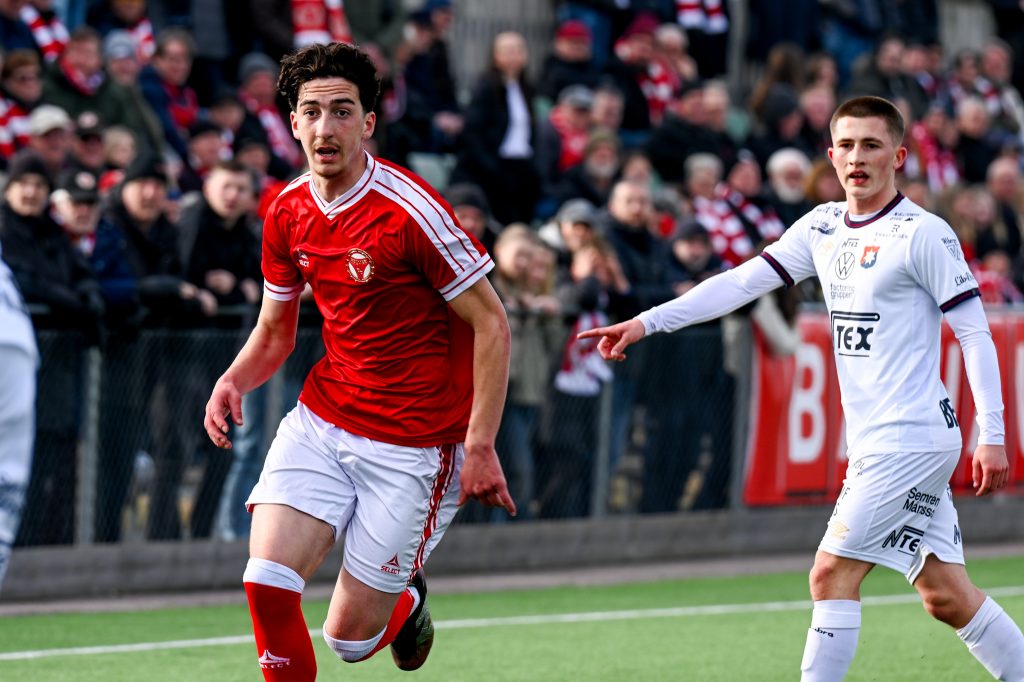 Elion Imeri nätade för P09-landslaget mot Grekland